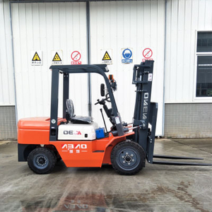 OEM/ODM 3ton/3.5ton Four Wheel Countbalance Balance Diesel/ Gas Truck Forklift LPG Heavy Duty Forklift with CE And ISO14001/9001